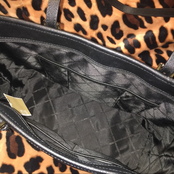 Michael Kors Jet Set tote - Picture 7 of 8